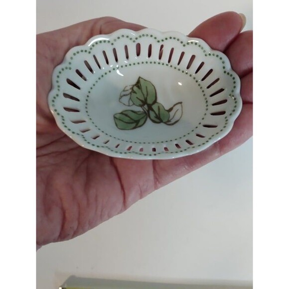 Set of 3 Trinket Dishes: Andrea by Sedek Made in Thailand - Picture 4 of 7